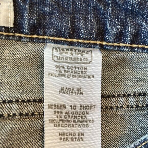 Levi’s Bootcut jeans w/stretch 10S, says lower rise - Picture 8 of 9